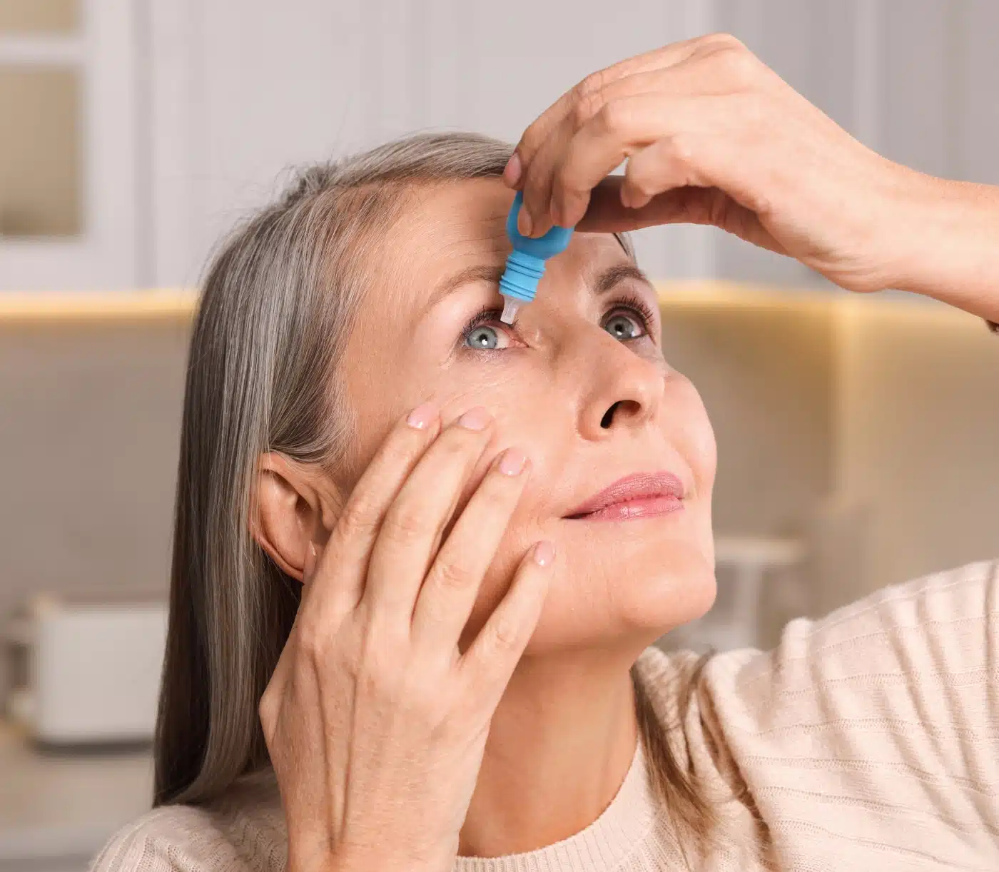 Collyres anti-cataracte : peut-on vraiment ralentir la progression de la cataracte ?